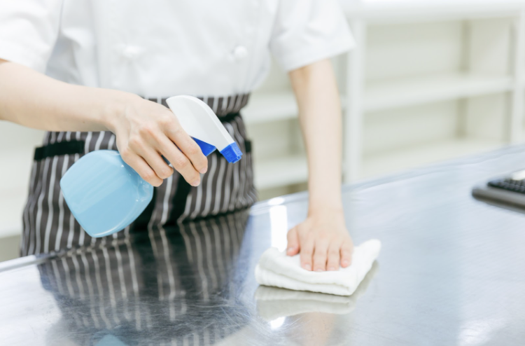 【飲食店向け】厨房の衛生管理／設備機器の清掃と従業員の教育